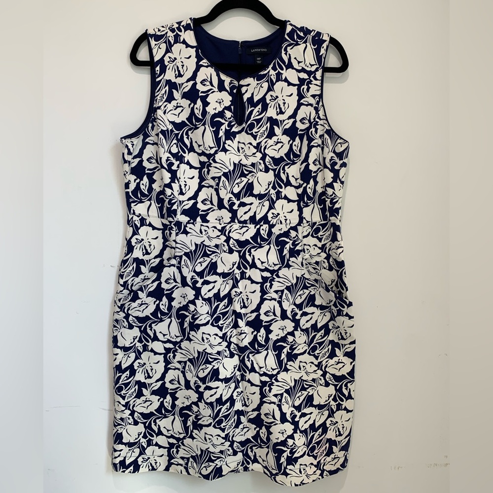 LANDS’ END Petite Sleeveless Floral Keyhole Sheath Dress - Size 14P